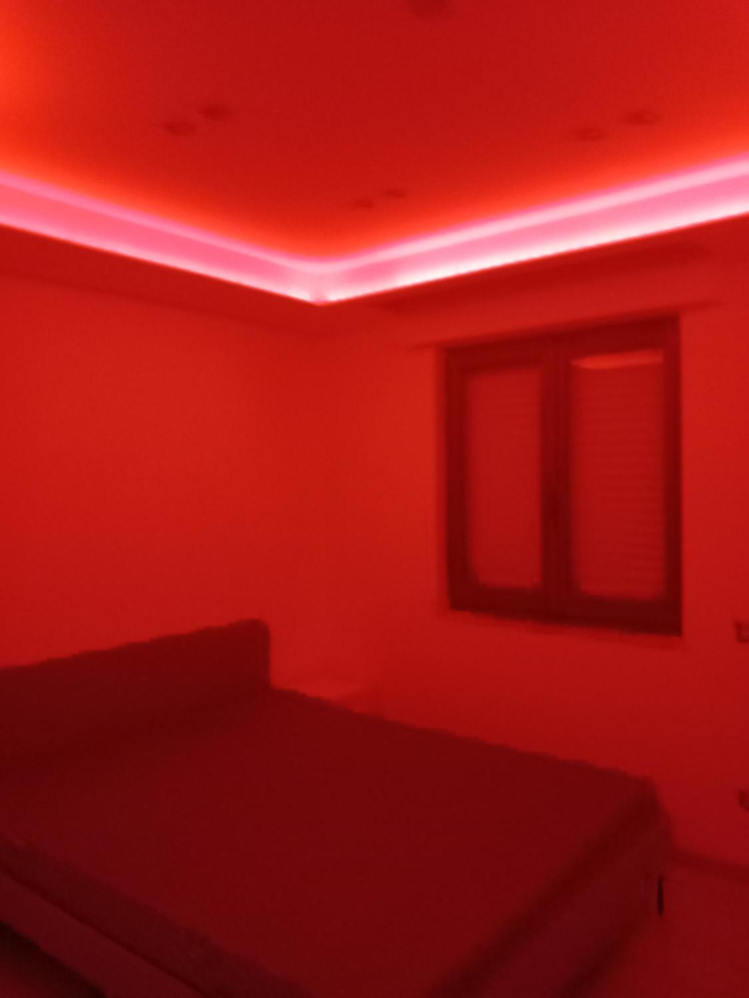 מונסרטו Chromotherapy Flat מראה חיצוני תמונה